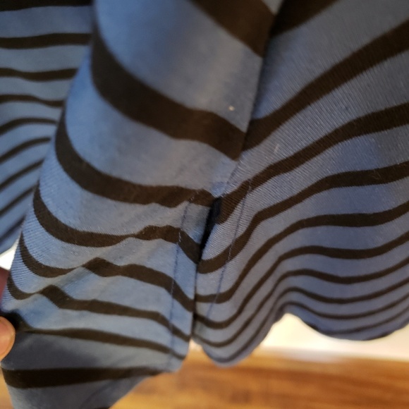 Scoop Neck Perfect T - Picture 4 of 5